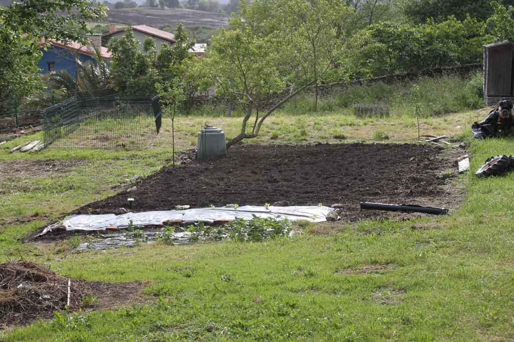 La Eria De Colombres Villa Bagian luar foto