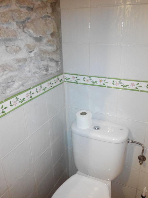La Eria De Colombres Villa Bagian luar foto