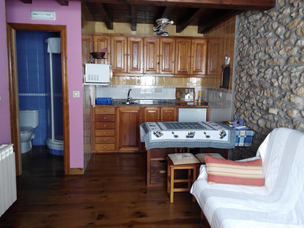 La Eria De Colombres Villa Bagian luar foto