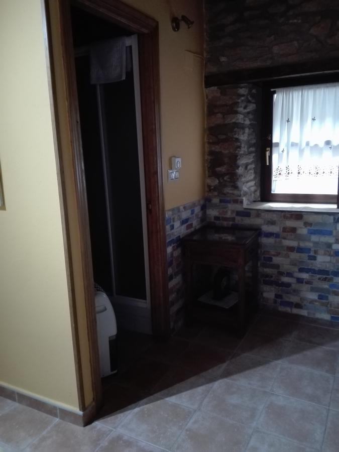 La Eria De Colombres Villa Bagian luar foto