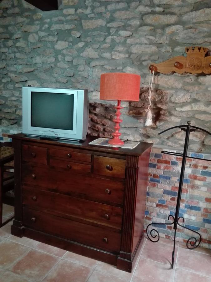 La Eria De Colombres Villa Bagian luar foto
