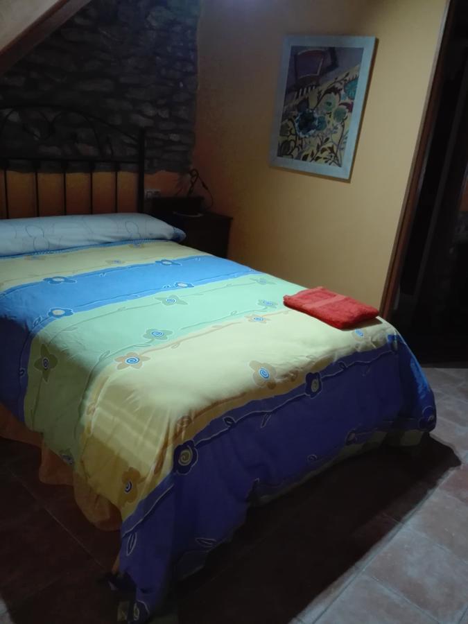 La Eria De Colombres Villa Bagian luar foto